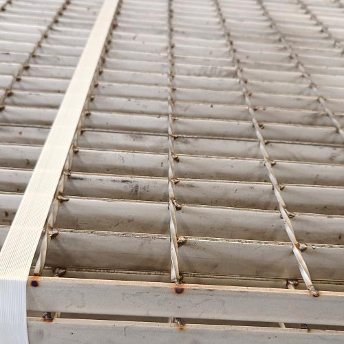 選購(gòu)高質(zhì)量不銹鋼鋼格板鋼格柵考慮因素有哪些