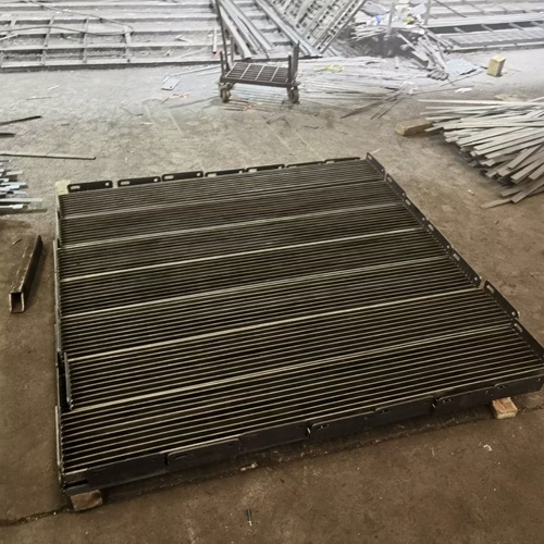 表面處理暗藏玄機(jī)！不同工藝對(duì)鋼格柵壽命的影響