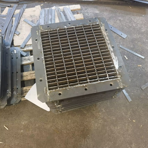 鋼格柵定制選購流程：從需求溝通到驗(yàn)收的避坑要點(diǎn)