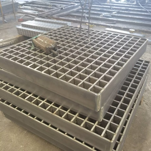 初次接觸鋼格柵別踩坑這些要點(diǎn)要記牢